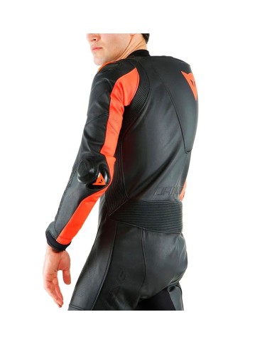 MONO DAINESE LAGUNA SECA 5 PROFESIONAL PERFORADO NGR/ROJO-FLUOR