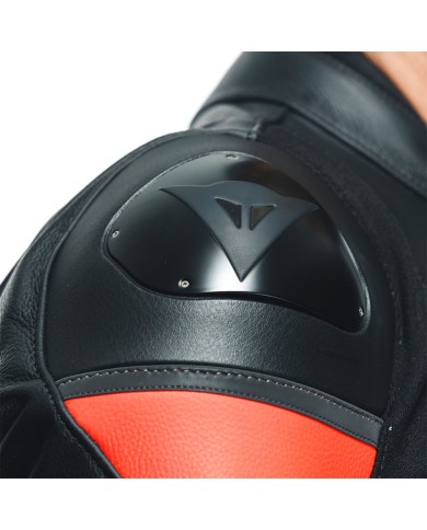 CHAQUETA DAINESE RACING 4 NEGRO/ROJO FLUOR