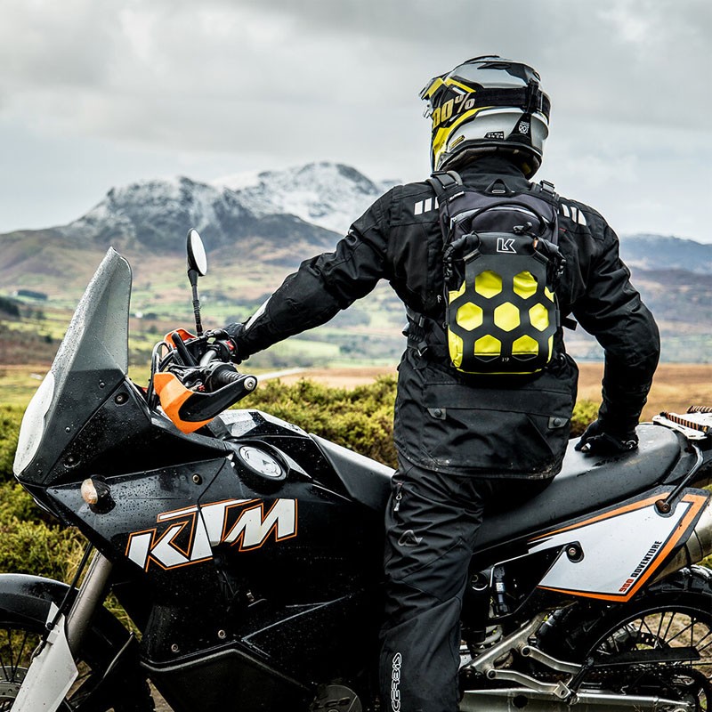 MOCHILA KRIEGA TRAIL 9 ADVENTURE BACKPACK AMARILLO FLUOR