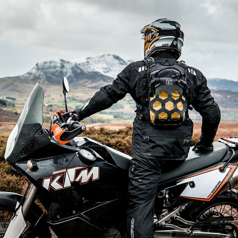 MOCHILA KRIEGA TRAIL 9 ADVENTURE BACKPACK CAQUI